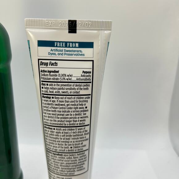 Melaleuca Breath Away Mouth Rinse and Exceed Total Care Sensitive Tooth Polish - Picture 3 of 5